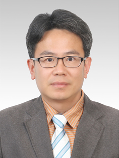 정덕영 부교수